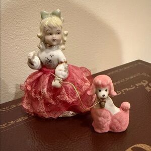 Lovely Vintage lady and poodle Sonsco figurine, kitsch collectable made in Japan